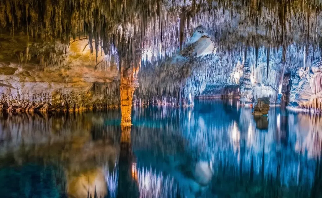 Cuevas del Drach